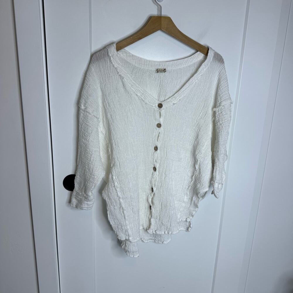 Intimately Free People White Lightweight Textured Button Down Blouse Size XS